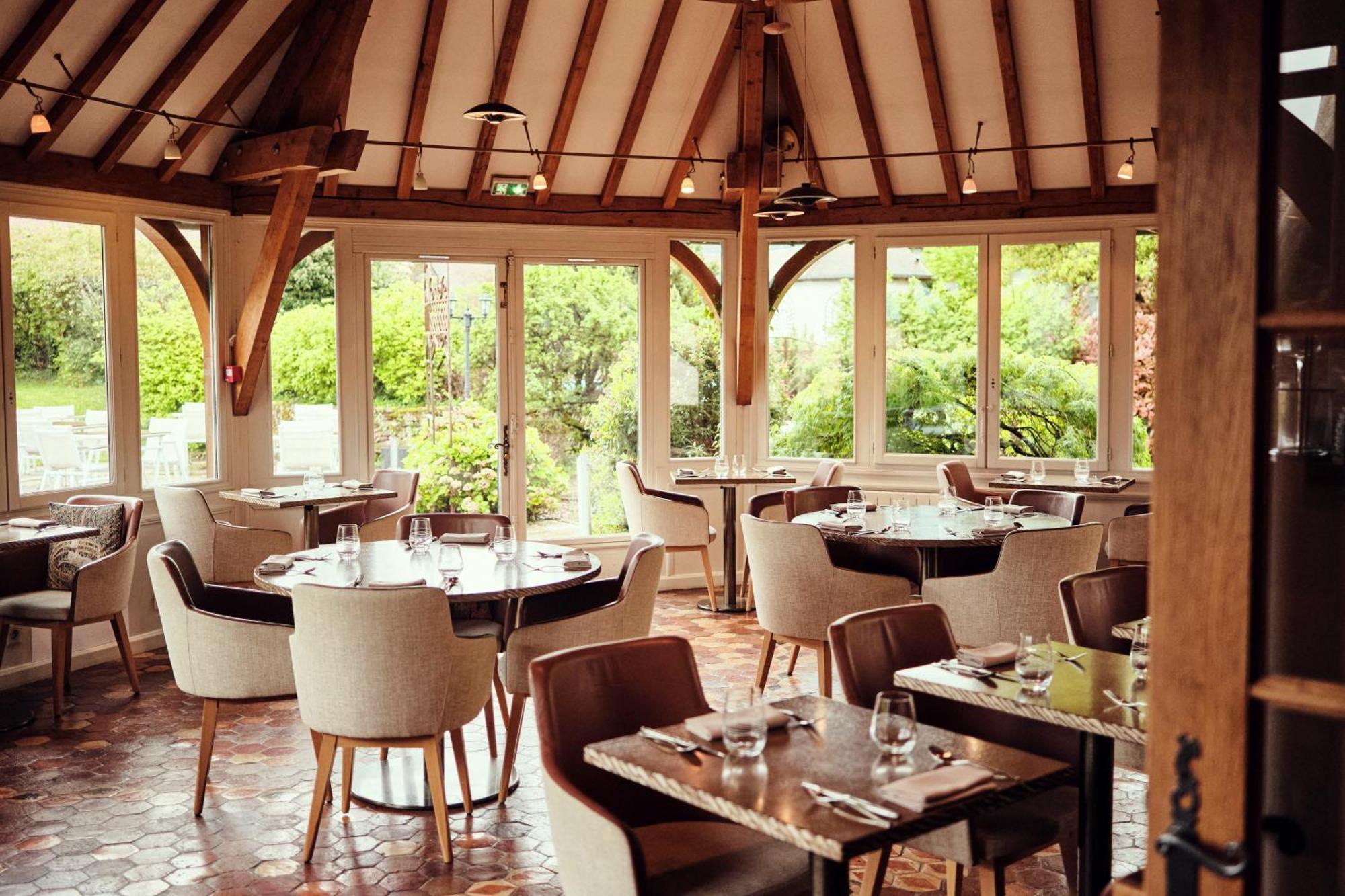 Relais Bernard Loiseau Hotel Saulieu Exterior photo